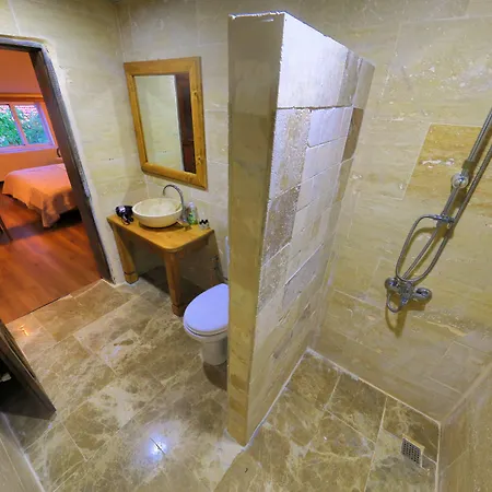 ホテル Alphan Cappadocia *