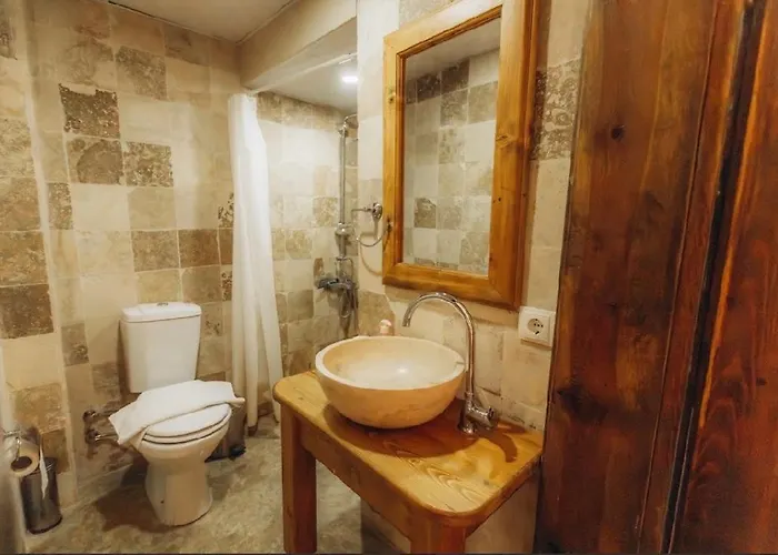 Alphan Cappadocia Hotel *